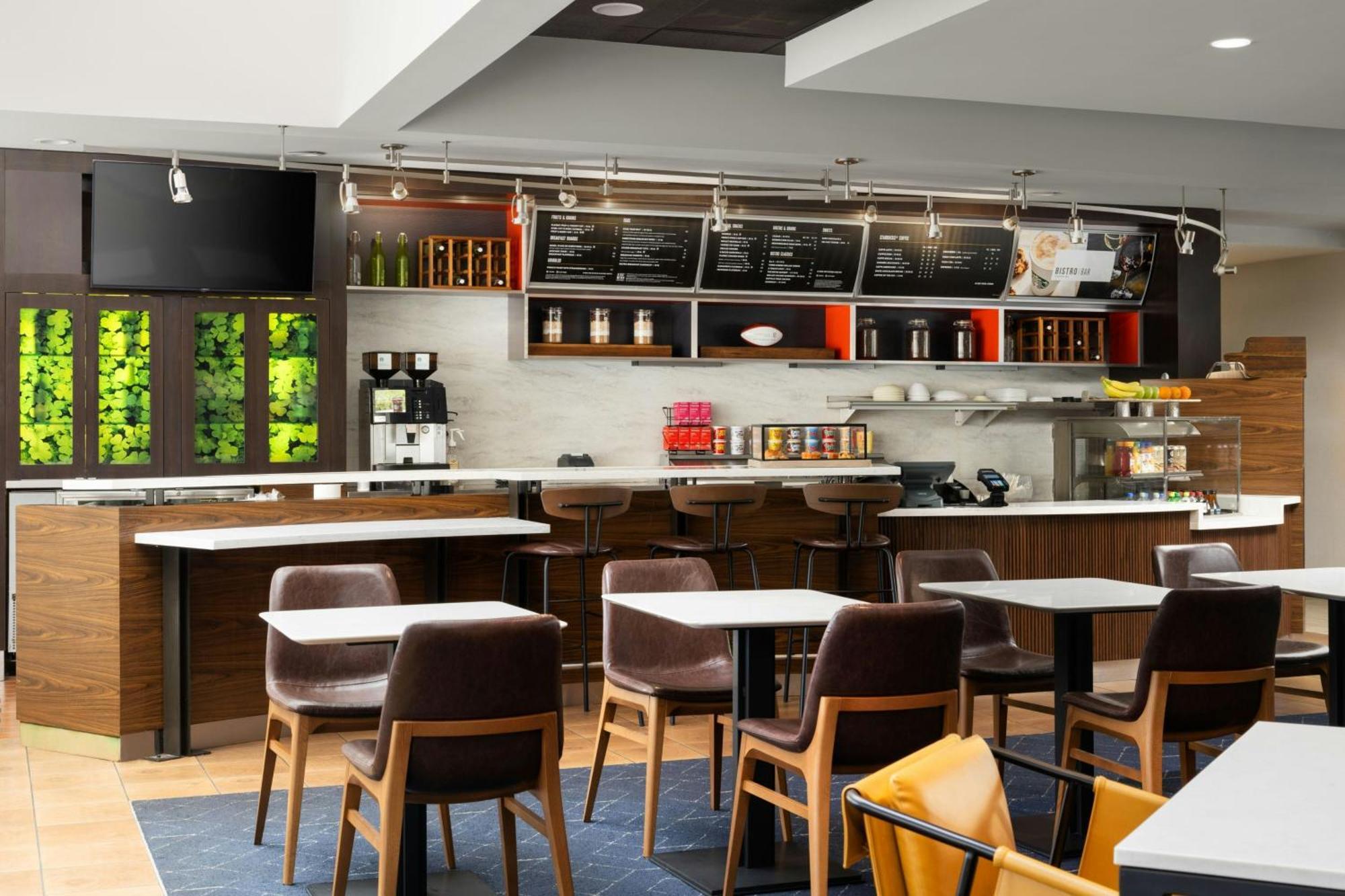 Courtyard Birmingham Гувер Экстерьер фото