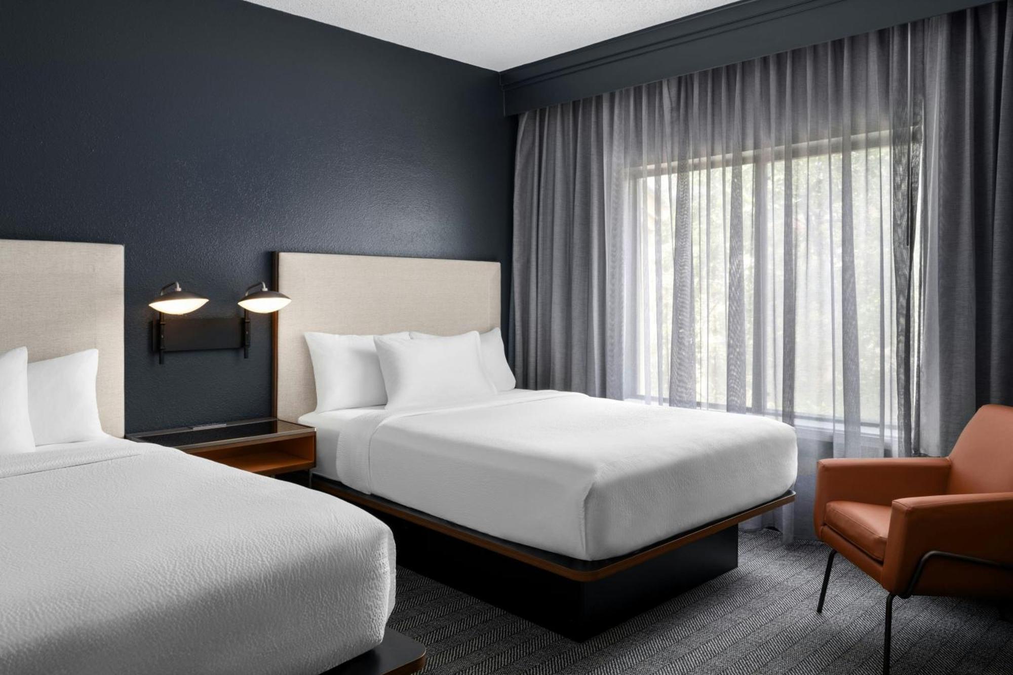 Courtyard Birmingham Гувер Экстерьер фото